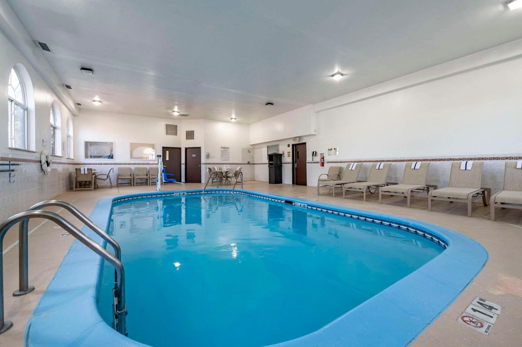Comfort Inn Romeoville - Bolingbrook מראה חיצוני תמונה